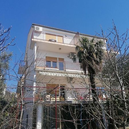 Apartments Olgi - Free Parking ツリクヴェニツァ エクステリア 写真
